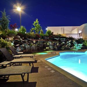 Doubletree By Hilton Pleasanton At The Club